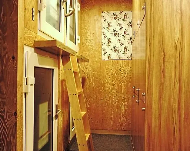 Hotel a capsule Capsule Majung